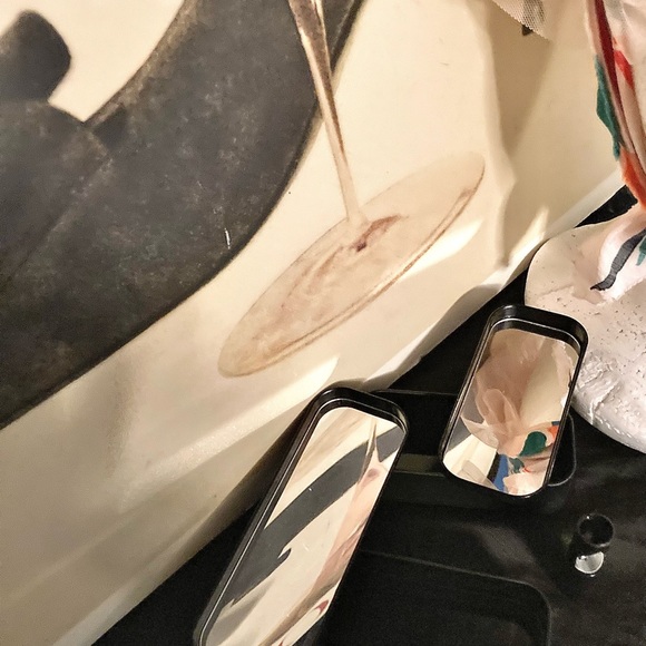 Containers - Picture 4 of 5